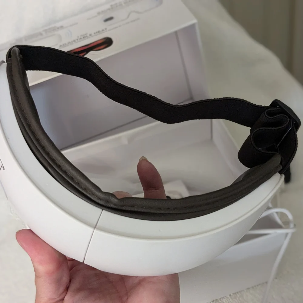 Bluetooth Electric Eye Massager - White